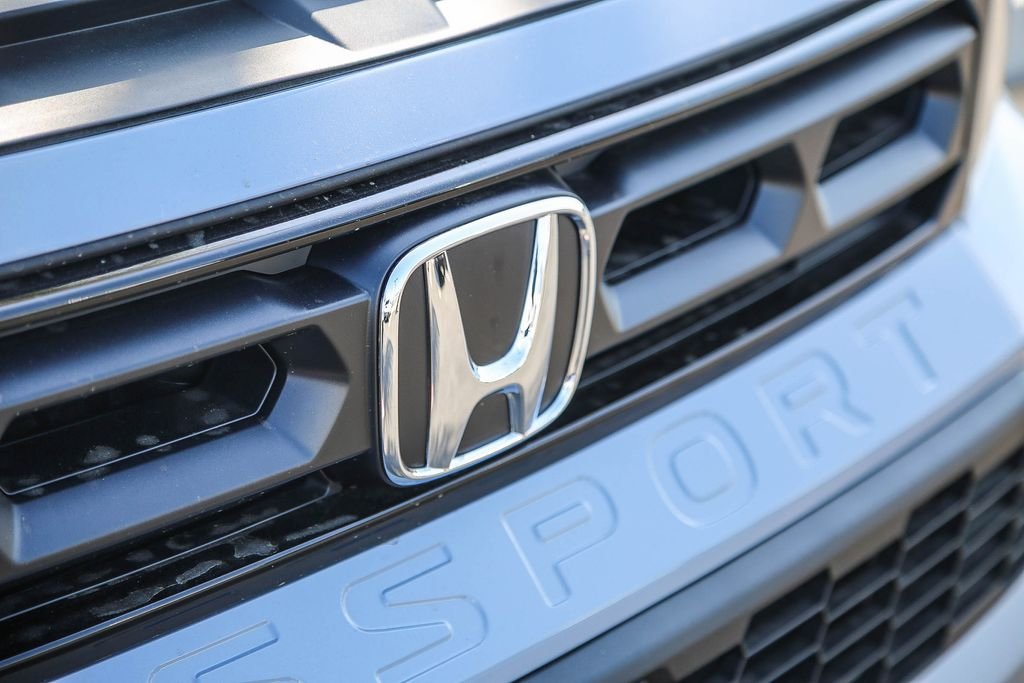 New 2026 Sonic Gray Pearl Honda RTL image 12