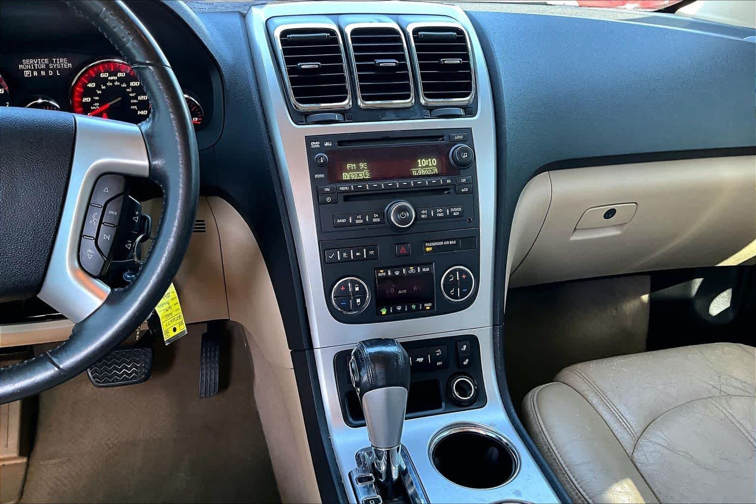 Pre-Owned 2011 GMC Acadia SLT1
