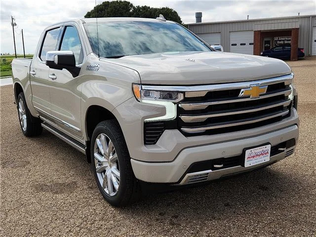 New 2026 G42 White Sands Chevrolet High Country 4x4 Crew Cab 5.75 ft. box 147.4 in. W image 5