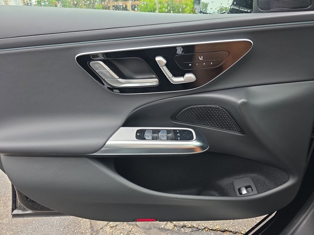 New 2026 Black Mercedes-Benz E 350 image 19