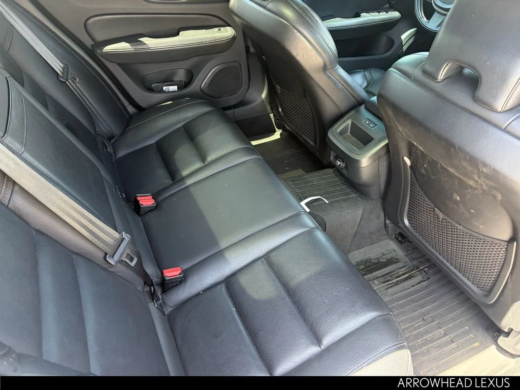 Used 2020 Gray Volvo T5 image 33