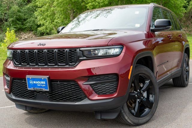 2024 Jeep Grand Cherokee 2024 Jeep Grand Cherokee Altitude 4D Sport Utility