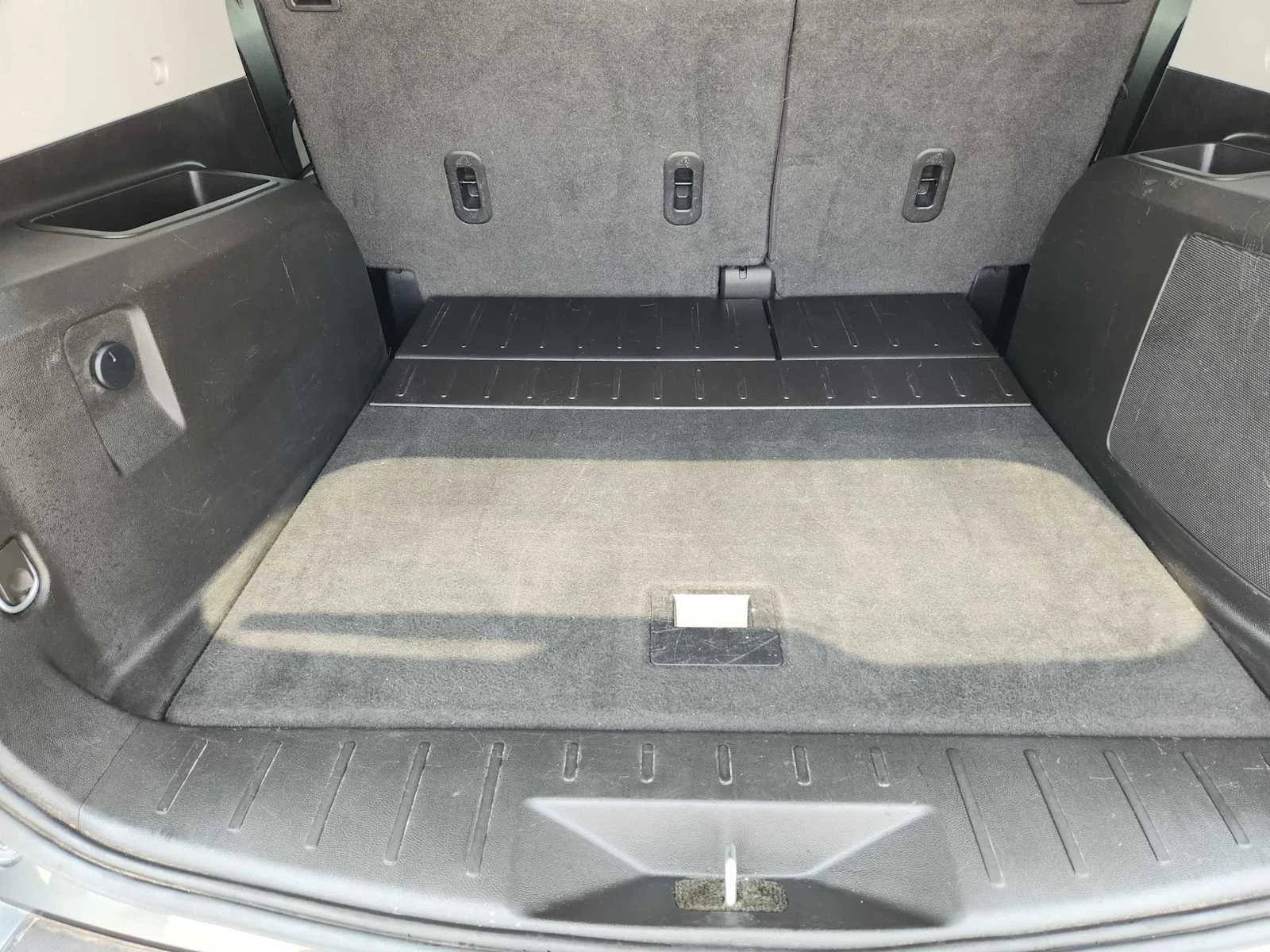 Used 2017 Nightfall Gray Metallic Chevrolet Premier image 31