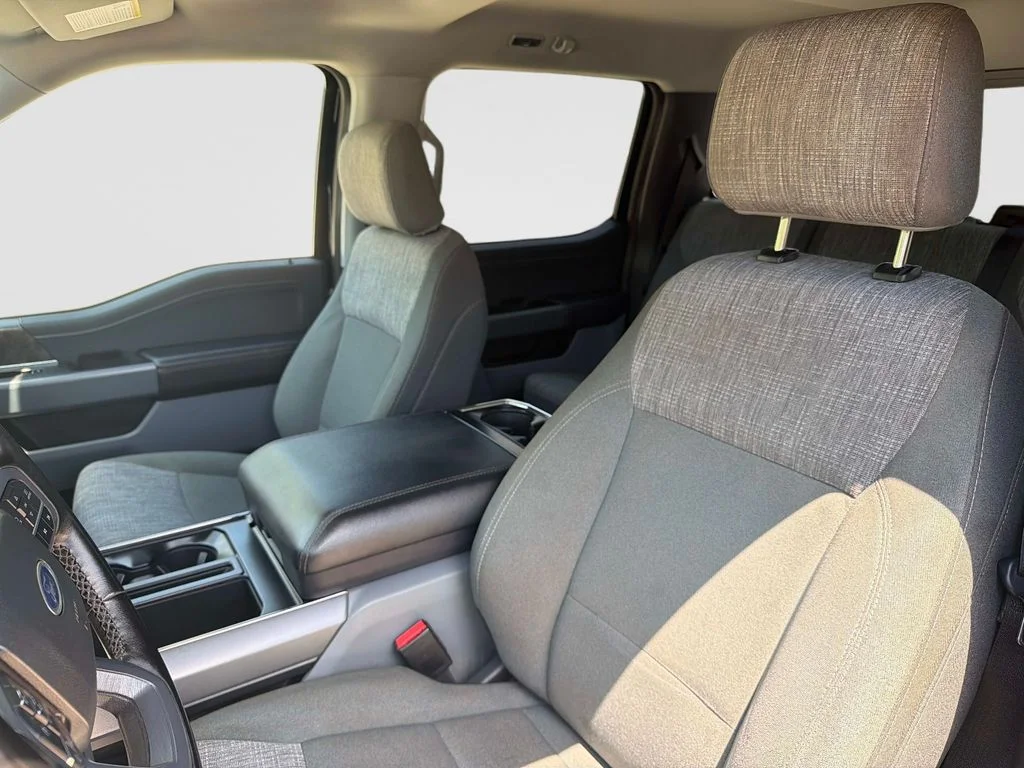 Used 2023 Blue Ford XLT image 21
