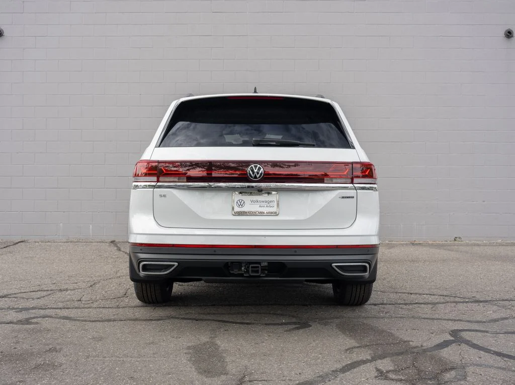 New 2026 Opal White Pearl Volkswagen 2.0T SE W/TECHNOLOGY image 5