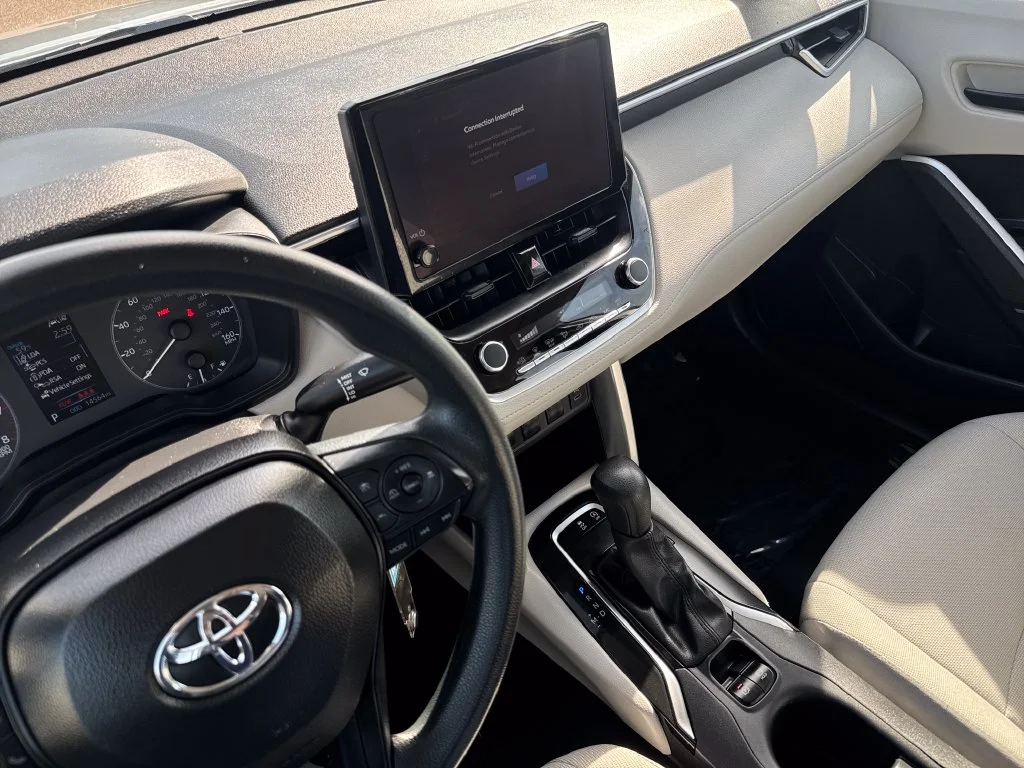 Used 2025 Silver Toyota L image 22