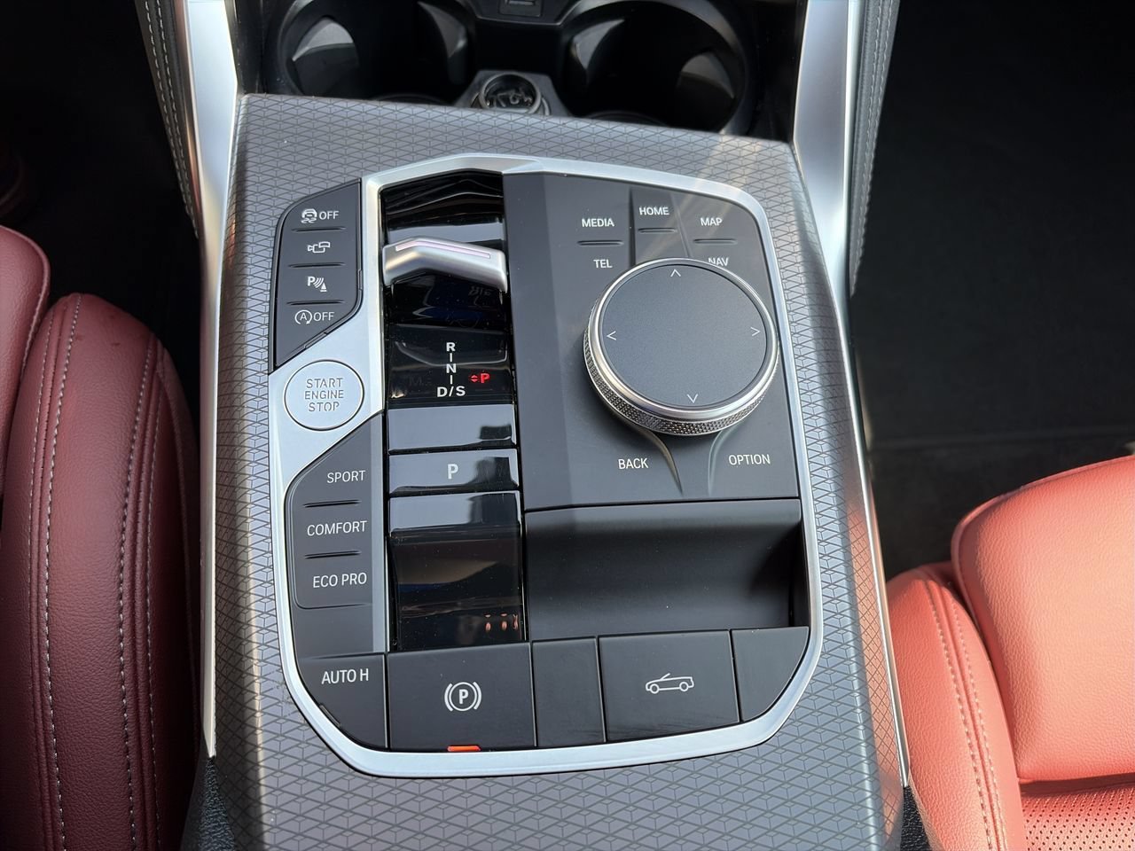 Used 2027 Black Sapphire Metallic BMW M440i image 28
