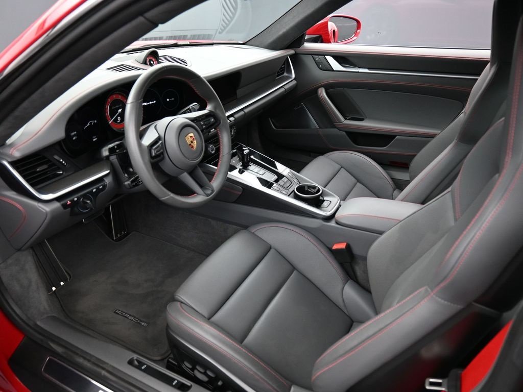 2024 Porsche 911 Turbo photo 3