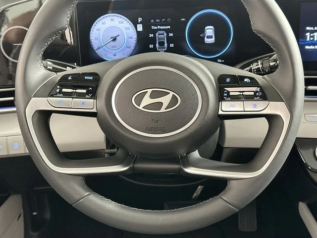 New 2026 Hyundai ELANTRA Limited