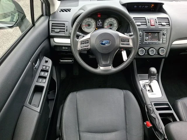 Used 2014 Ice Silver Metallic Subaru 2.0i Sport Limited image 11