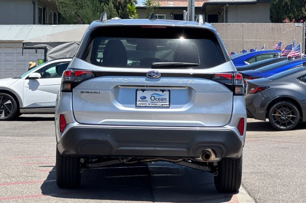 New 2026 ICE SILVER METALLIC Subaru Premium image 6