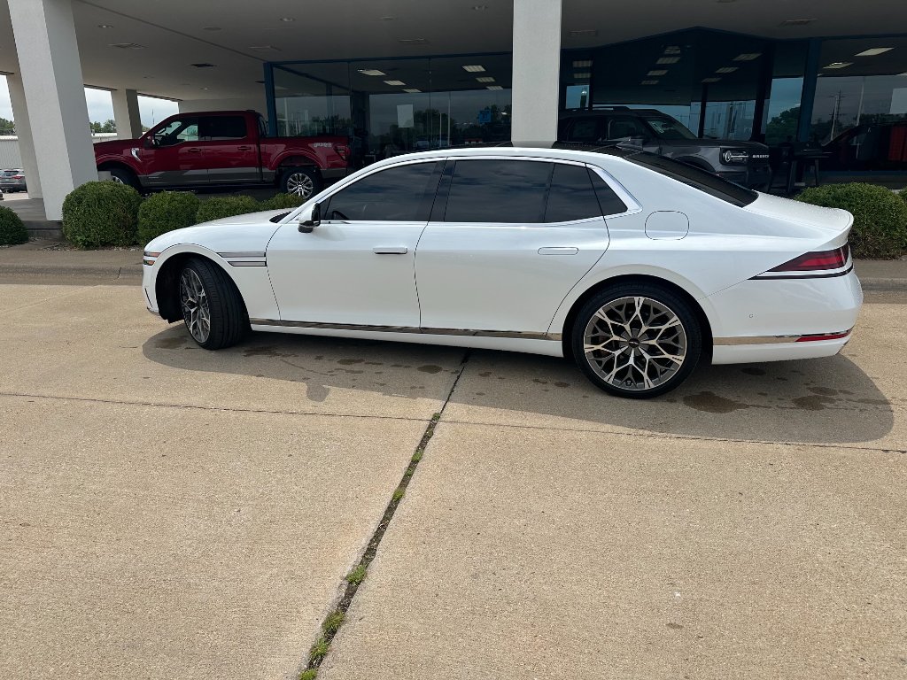 Used 2025 Uyuni White Genesis 3.5T e-SC image 12