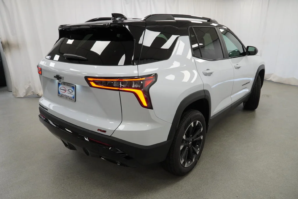 New 2027 Polar White Tricoat Chevrolet RS image 3