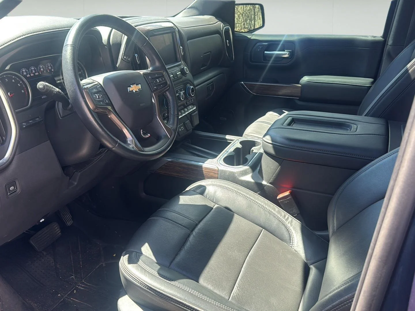 Used 2020 Northsky Blue Metallic Chevrolet High Country image 8