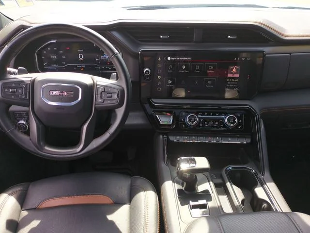 Used 2025 White GMC AT4 image 32