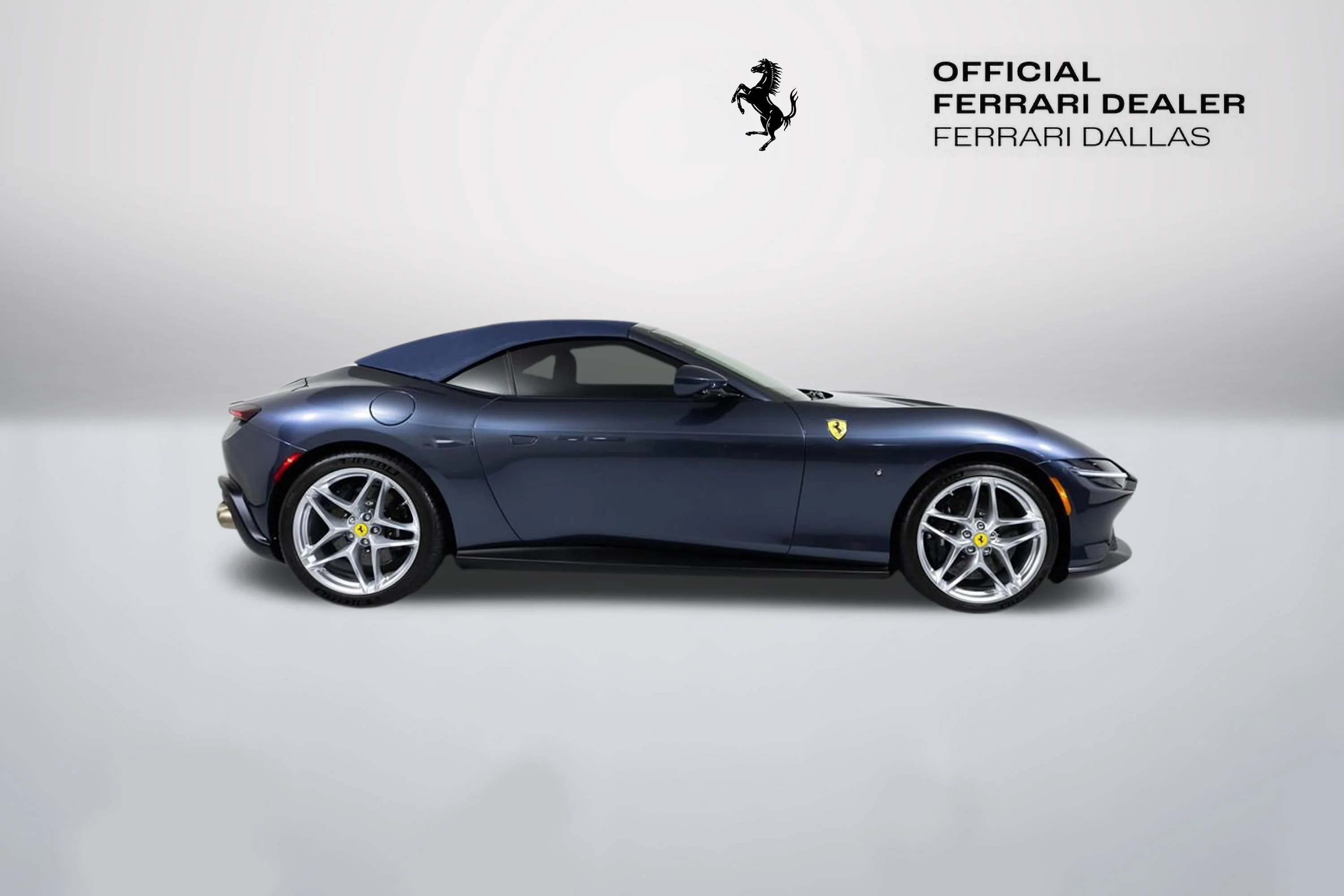 Used 2024 Blu Roma Ferrari Spider image 20