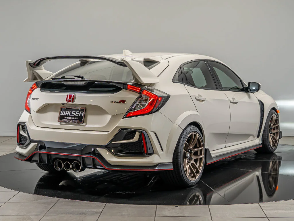 Used 2021 White Honda Touring image 5