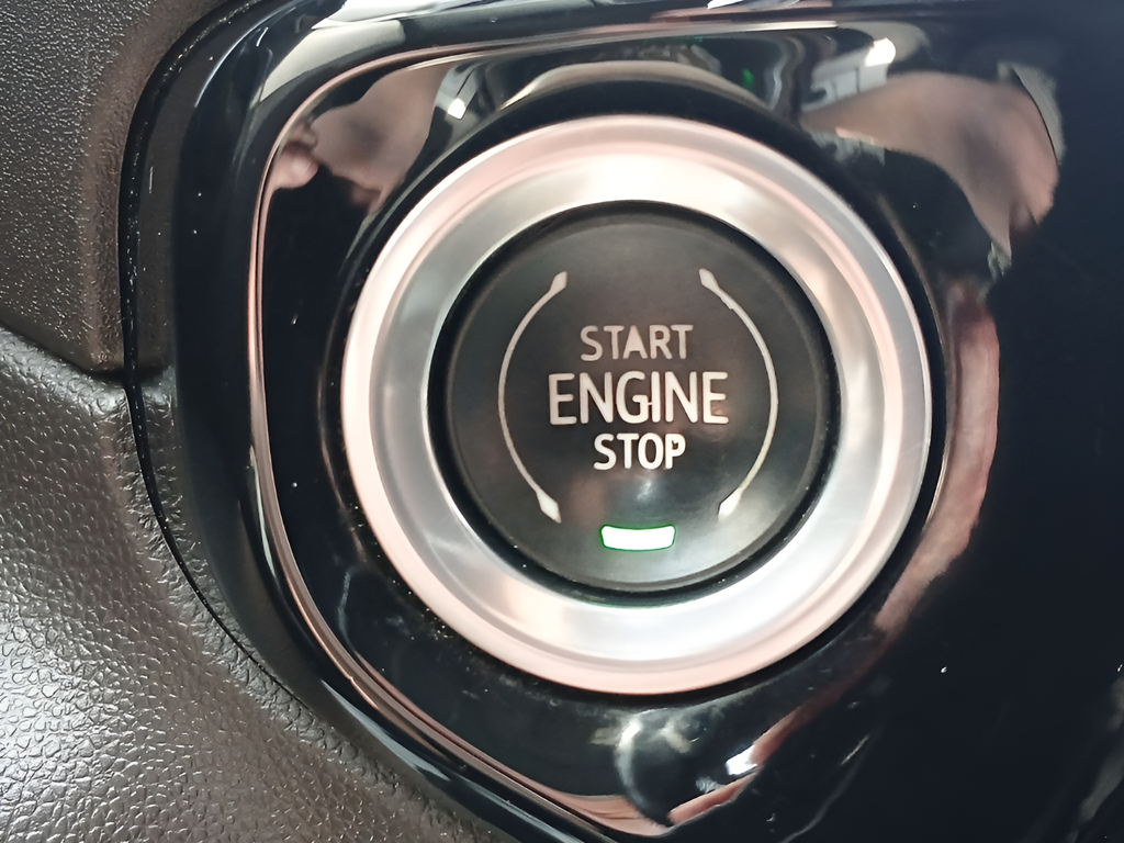 Used 2022 Blue Chevrolet LT image 23