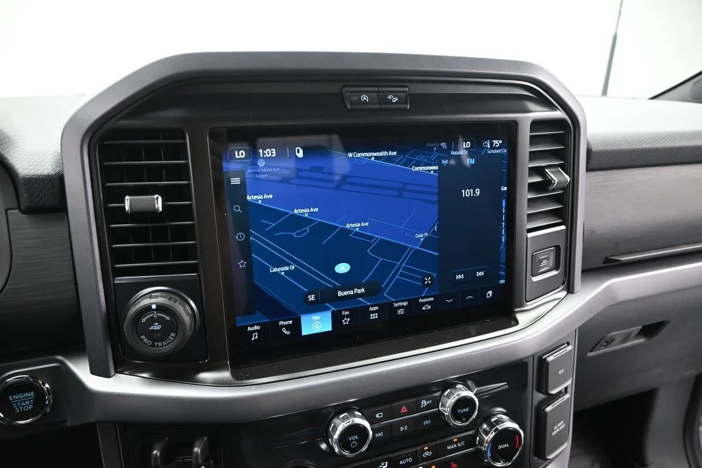 New 2026 Oxford White Ford XLT image 14