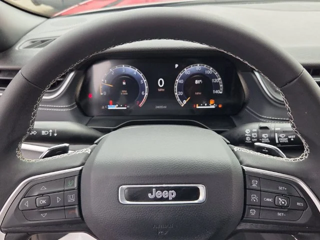 Used 2025 Black Jeep Laredo image 23