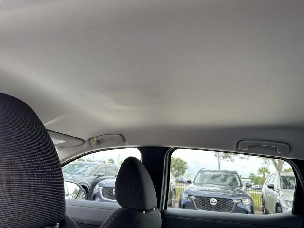 Used 2025 White Nissan S image 16