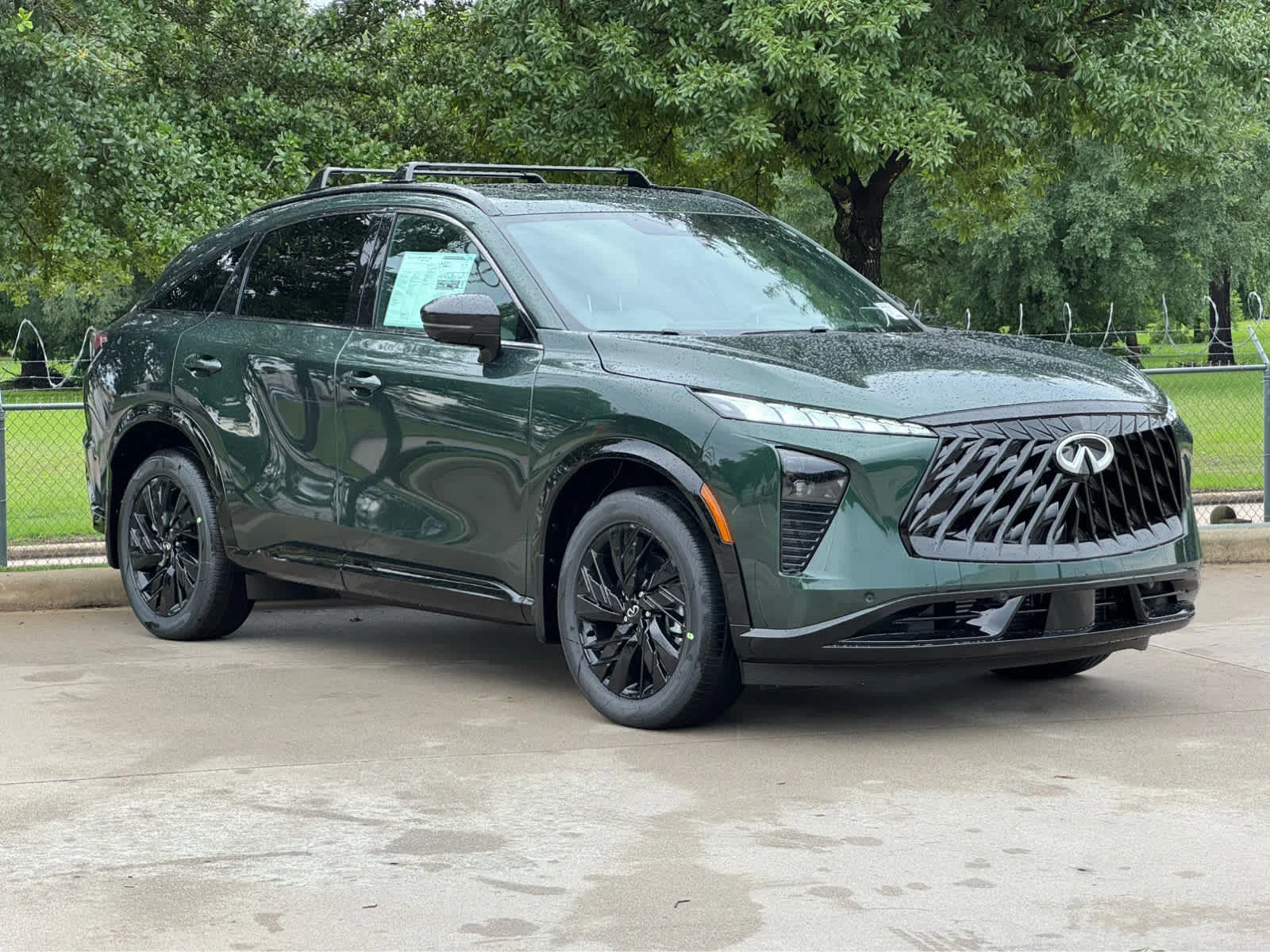 New 2027 DEEP EMERALD INFINITI Sport AWD image 2