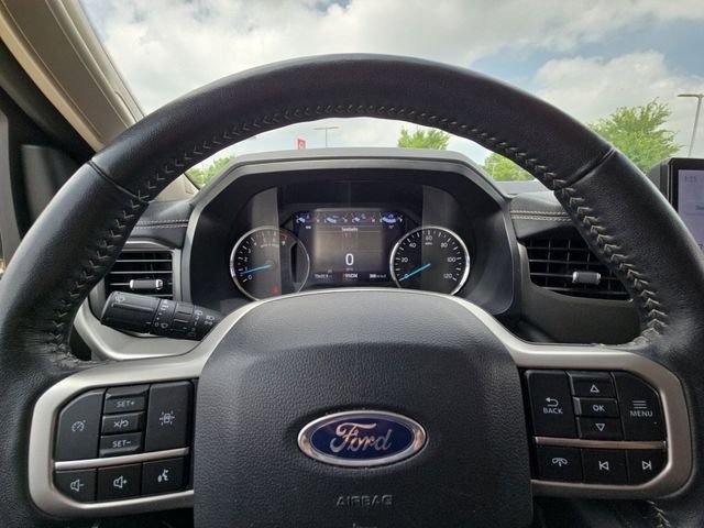 Used 2024 Black Ford XLT image 25