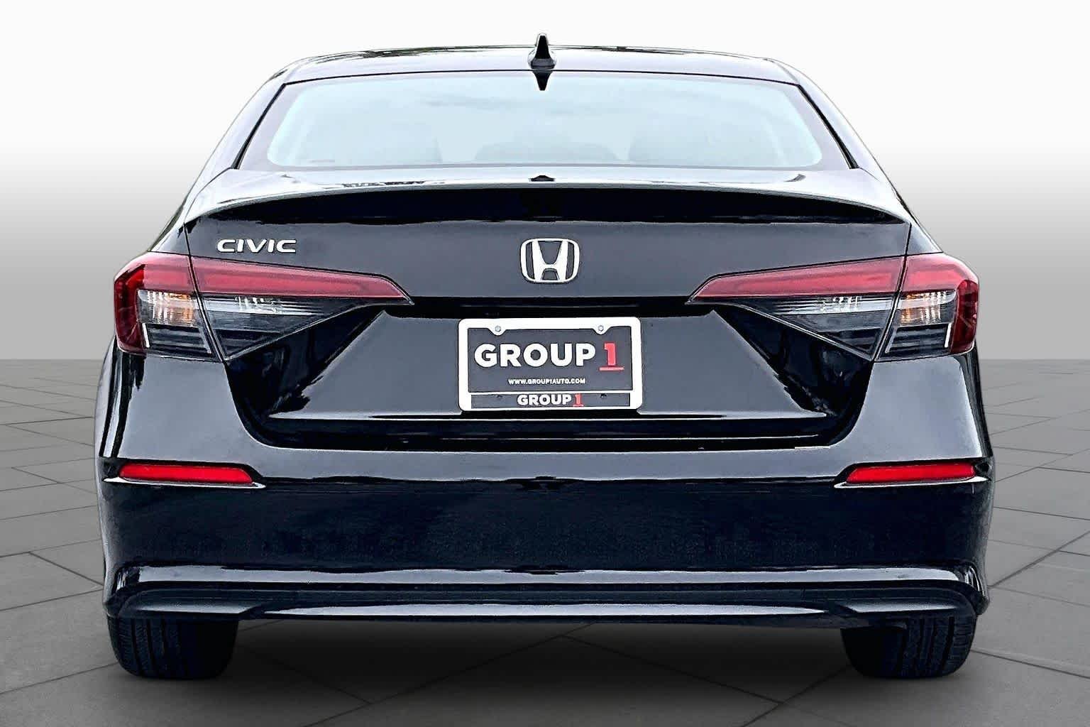 Used 2025  Honda LX image 4