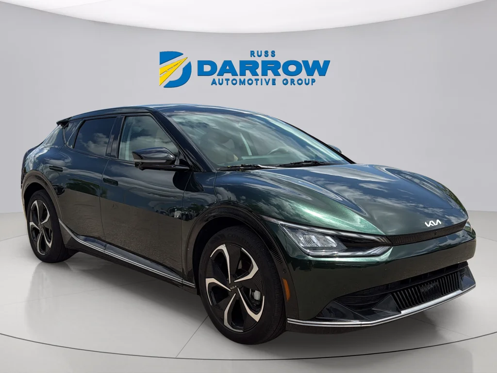 Used 2023 Green Kia GT-Line image 7