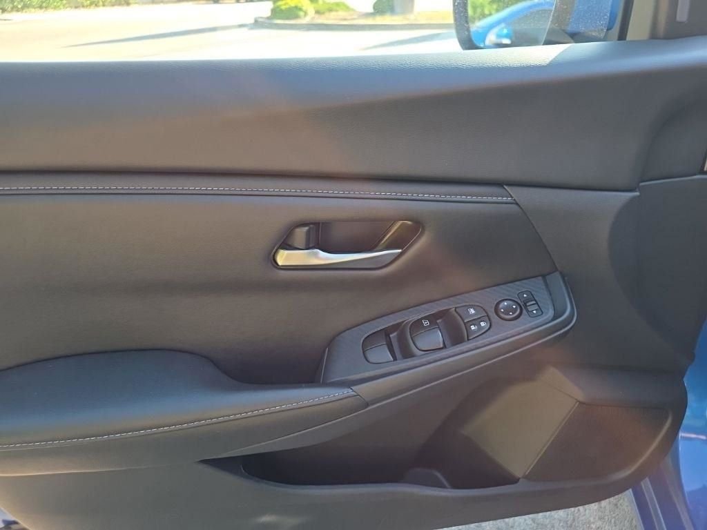 2025 Nissan Sentra SV - Photo 15