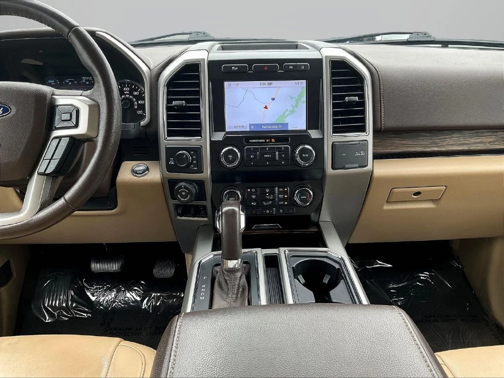 Used 2020 Rapid Red Metallic Tinted Clearcoat Ford Lariat image 10
