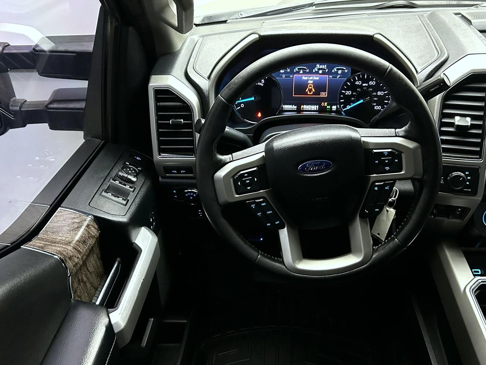 Used 2019 Gray Ford Lariat image 12