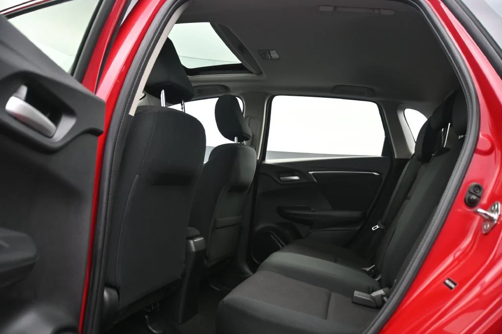 Used 2016  Honda 5D HATCHBACK EX AT image 16