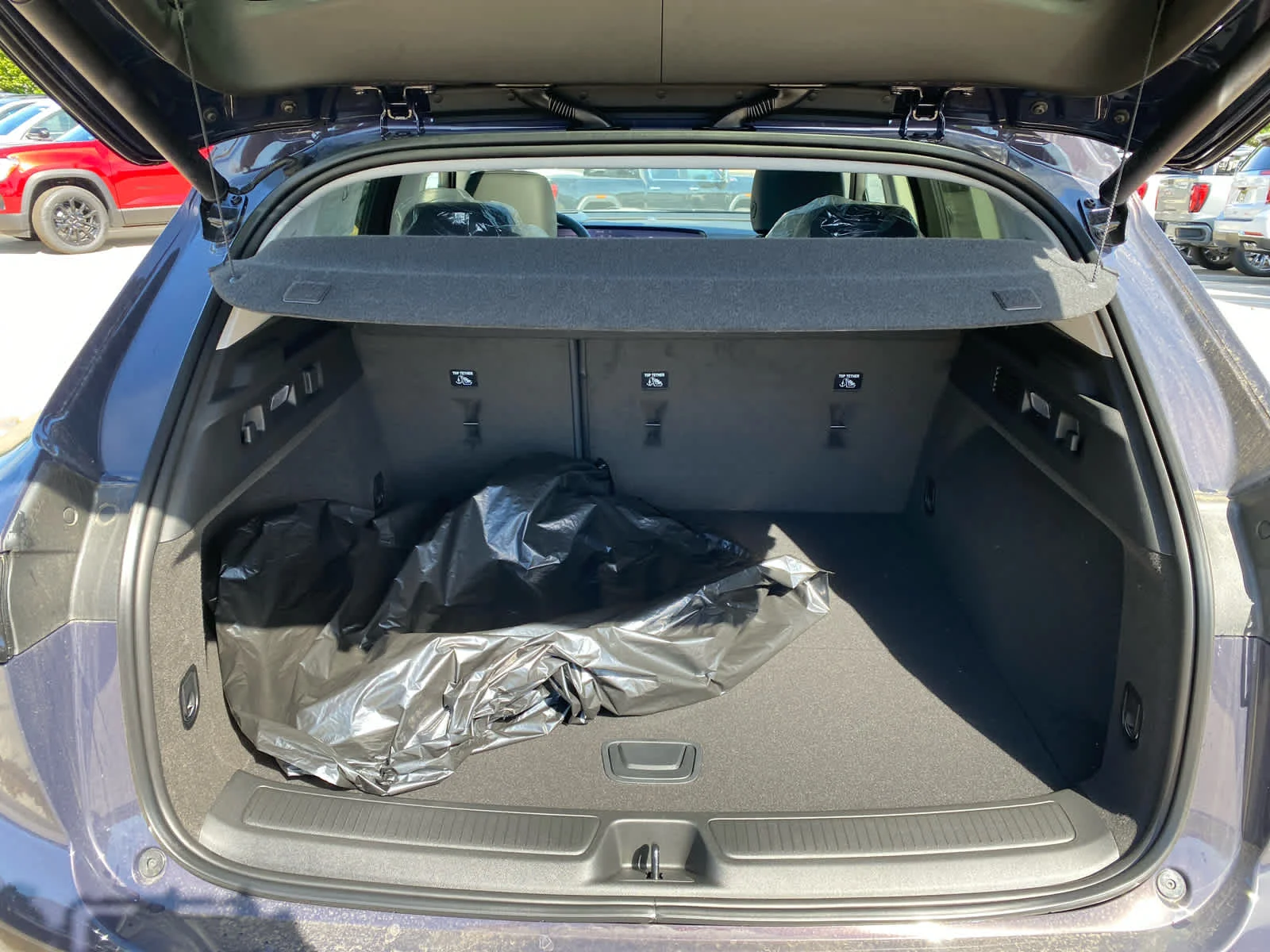 New 2026 Midnight Opal Buick Avenir image 23