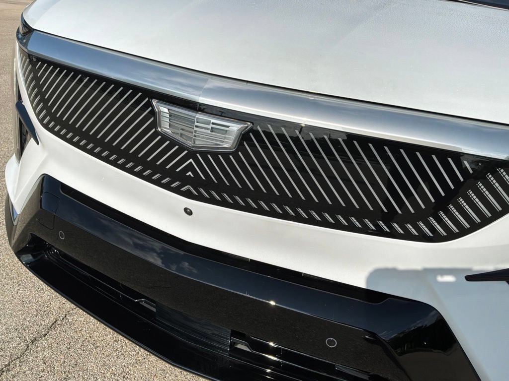 2027 Cadillac OPTIQ Luxury - Photo 10