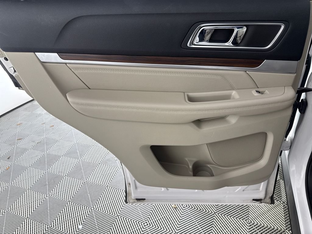 2018 Ford Explorer Limited - Photo 12