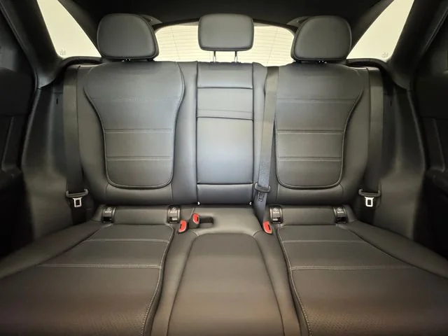New 2027 Silver Mercedes-Benz GLC 300 image 7