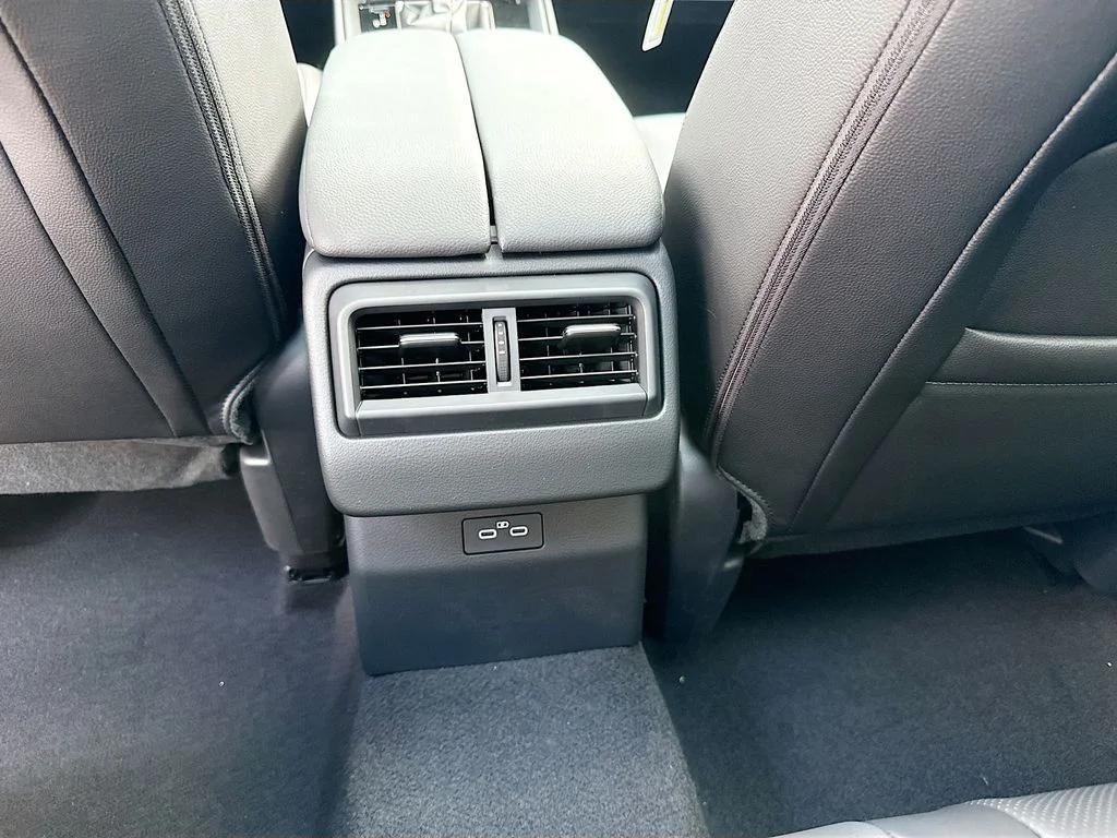 New 2026 wind chill pearl Mazda 2.5 S Premium image 24
