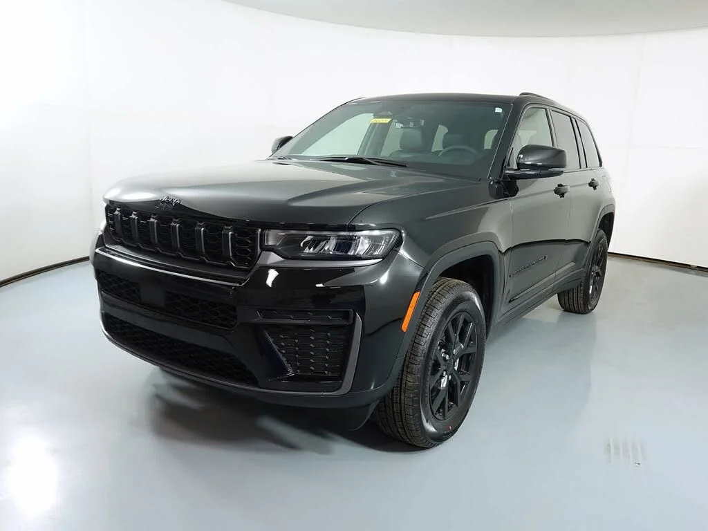 New 2026 Black Jeep Altitude image 10