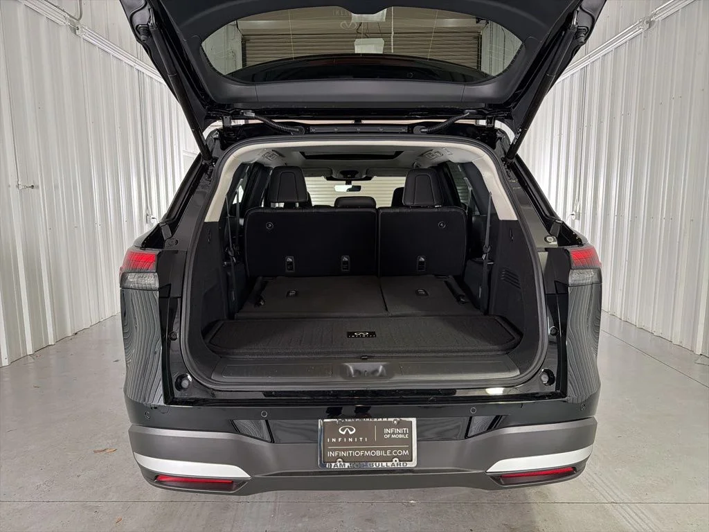 Certified Used 2026 Black INFINITI PURE image 9