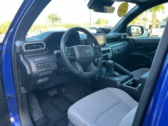Used 2025 Blue Toyota SR5 image 6