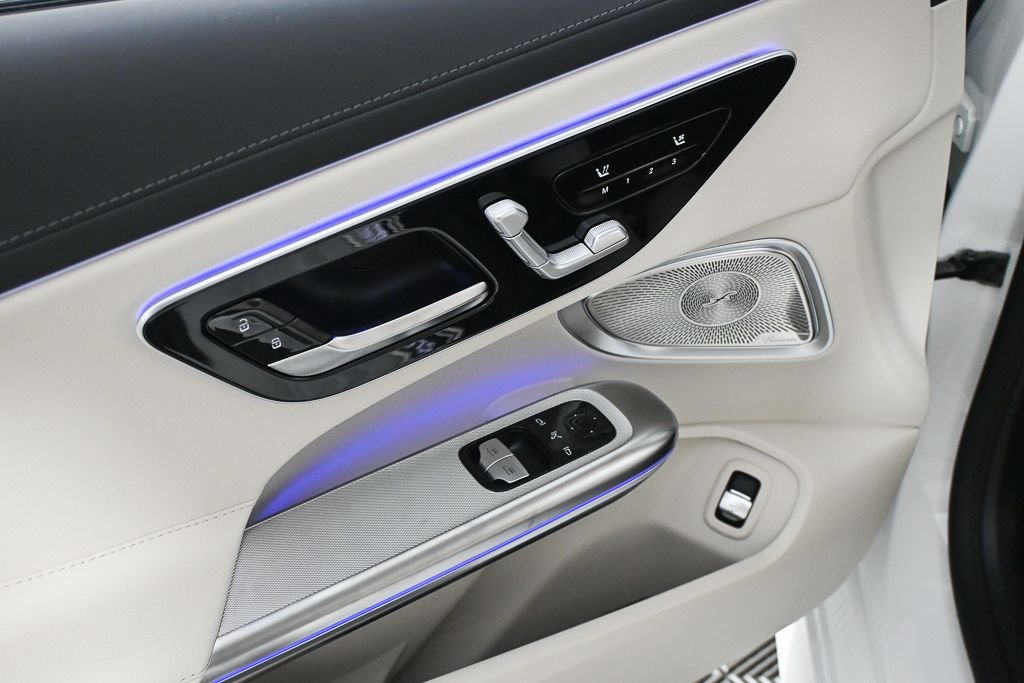 New 2026 Polar White Mercedes-Benz CLE 450 image 8
