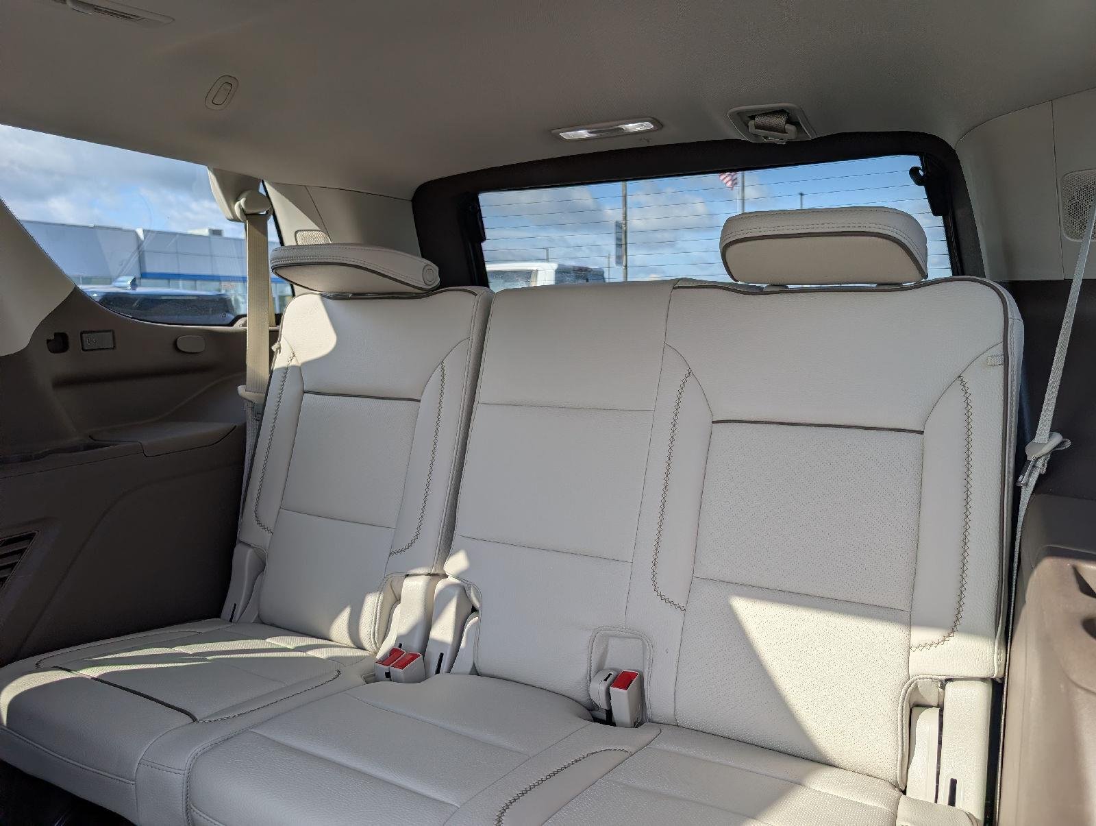 Used 2023 White Frost Tricoat GMC Denali image 13
