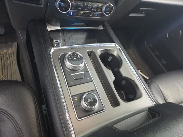 Used 2018 Magnetic Ford XLT image 10