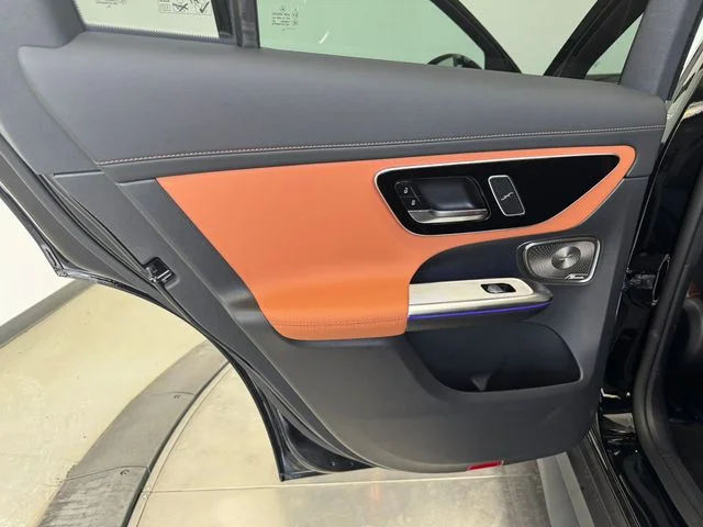 New 2026  Mercedes-Benz GLC 300 image 39