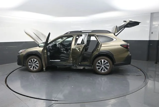Used 2025 Green Subaru Premium image 33