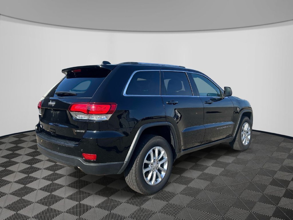 Used 2021 Black Jeep Laredo E image 5