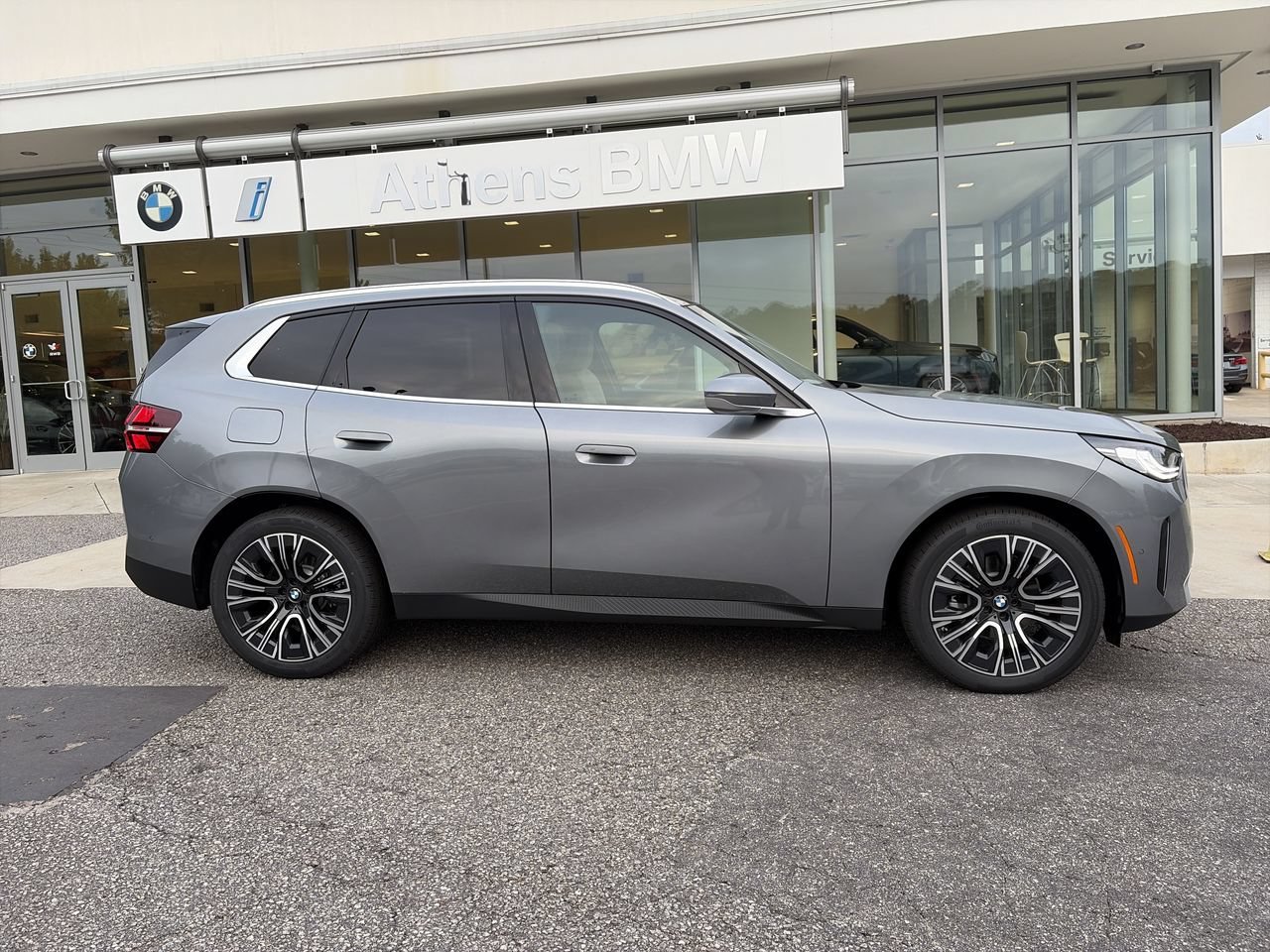 New 2026 Skyscraper Grey Metallic BMW 30 xDrive image 9