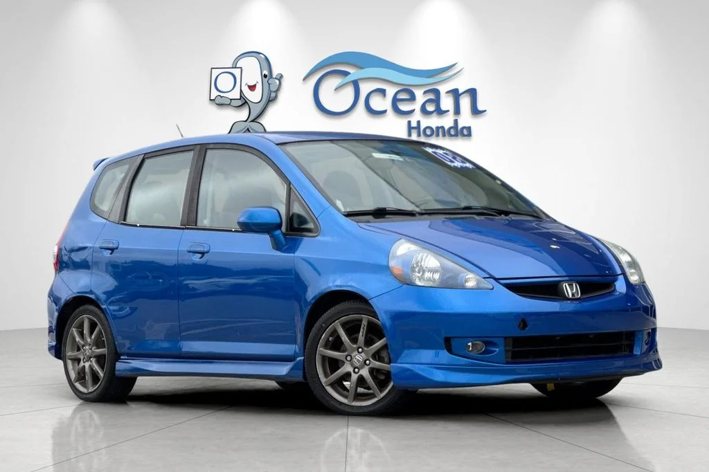 Used 2008 Honda Fit Sport with VIN JHMGD37678S025815 for sale in Soquel, CA