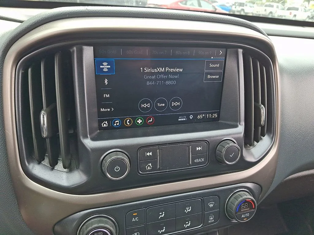 Used 2021 Sand Dune Metallic Chevrolet Z71 image 17